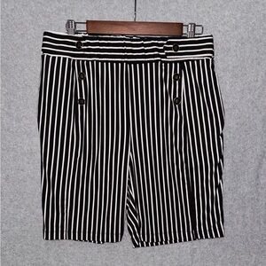 Robert Louis Monochrome Striped Apparel